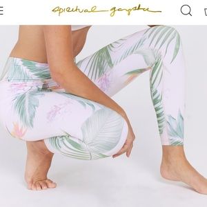 Spiritual Gangster Yoga Pants (light pink)